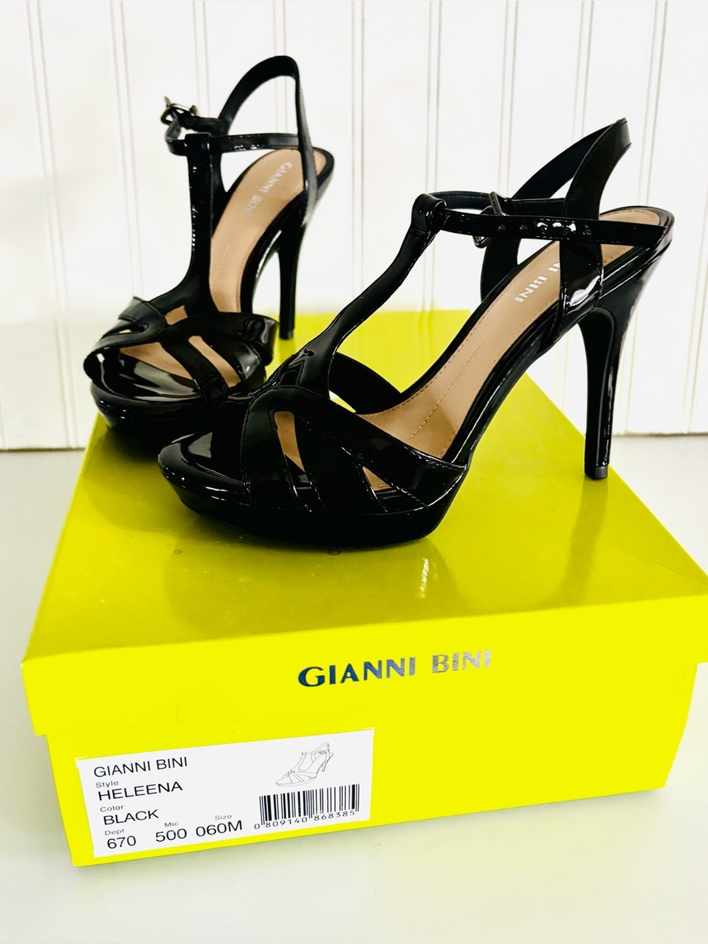 Gianni Bini Black Patent T-Strap High Heel Sandals
